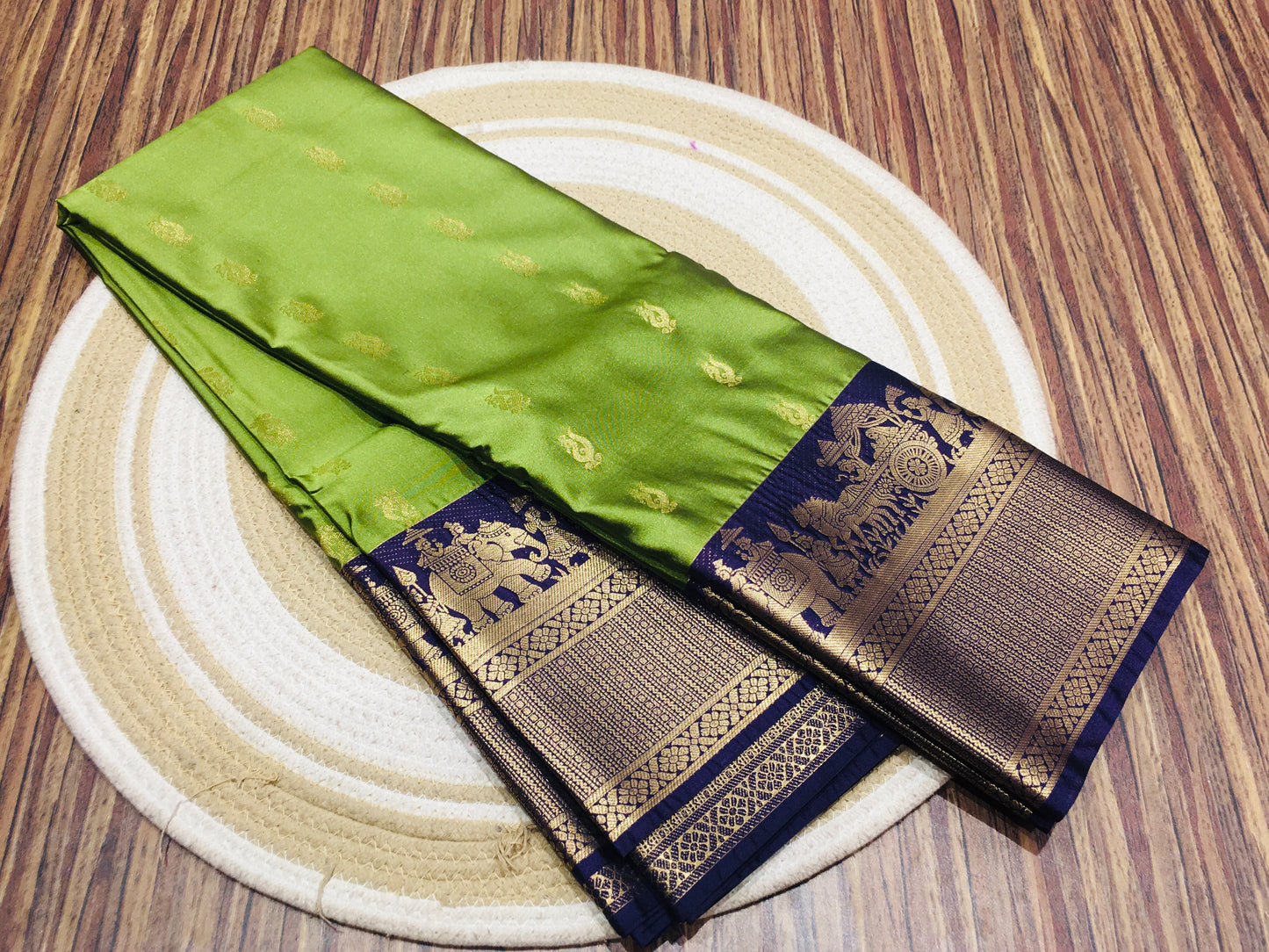 Semi Kanchipuram silk