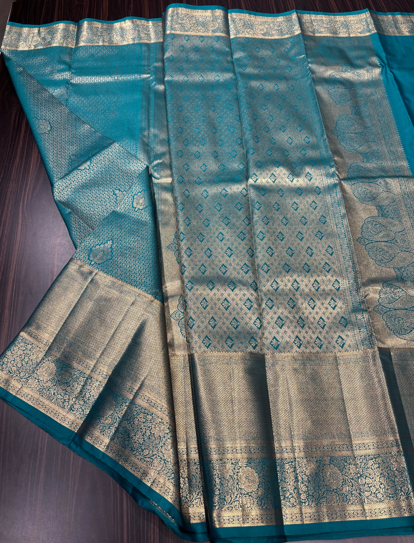 Semi Kanchipuram silk