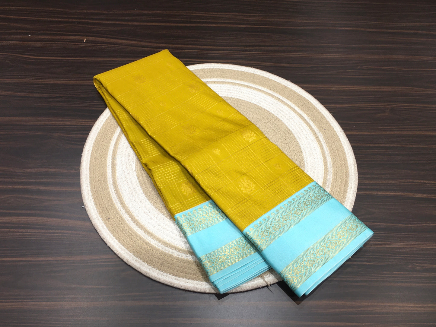 Semi Kanchipuram silk