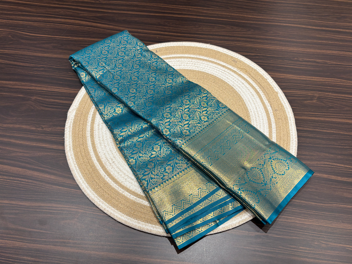 Semi Kanchipuram silk