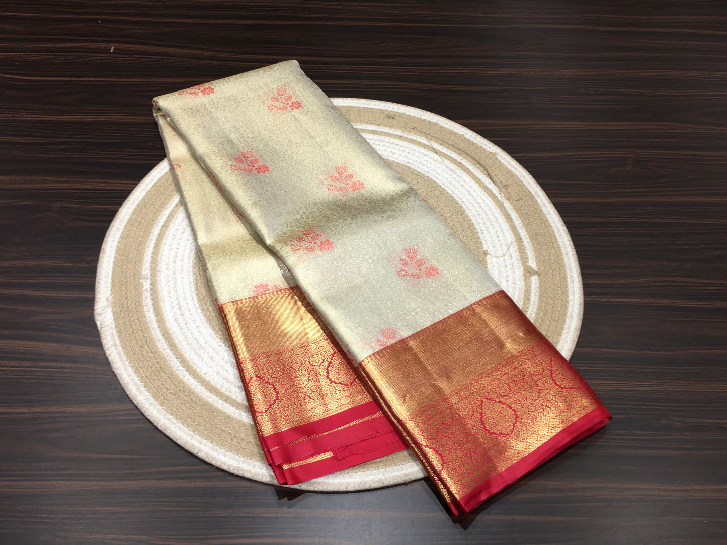 Semi Kanchipuram Tissue