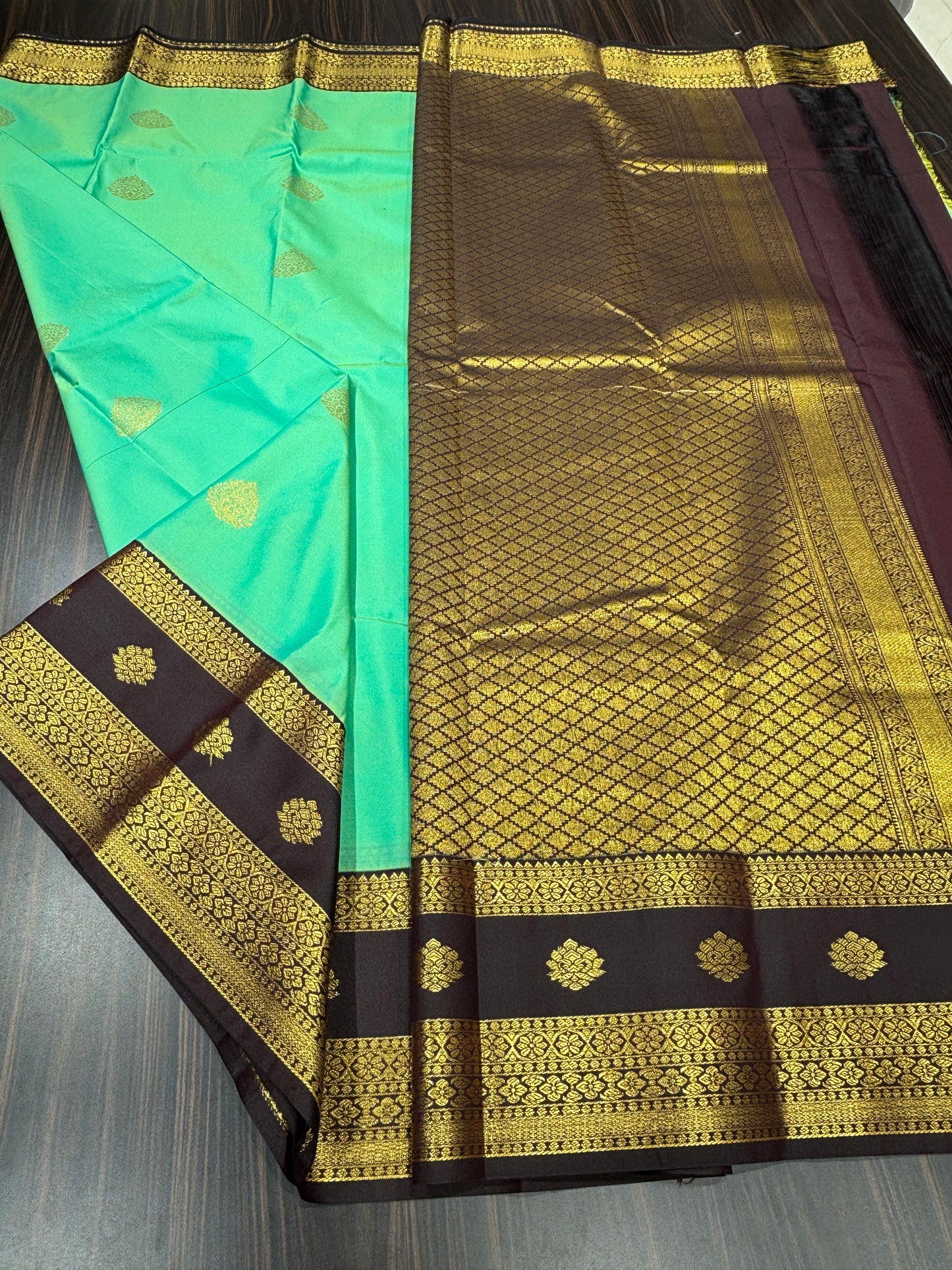 Semi Kanchipuram silk