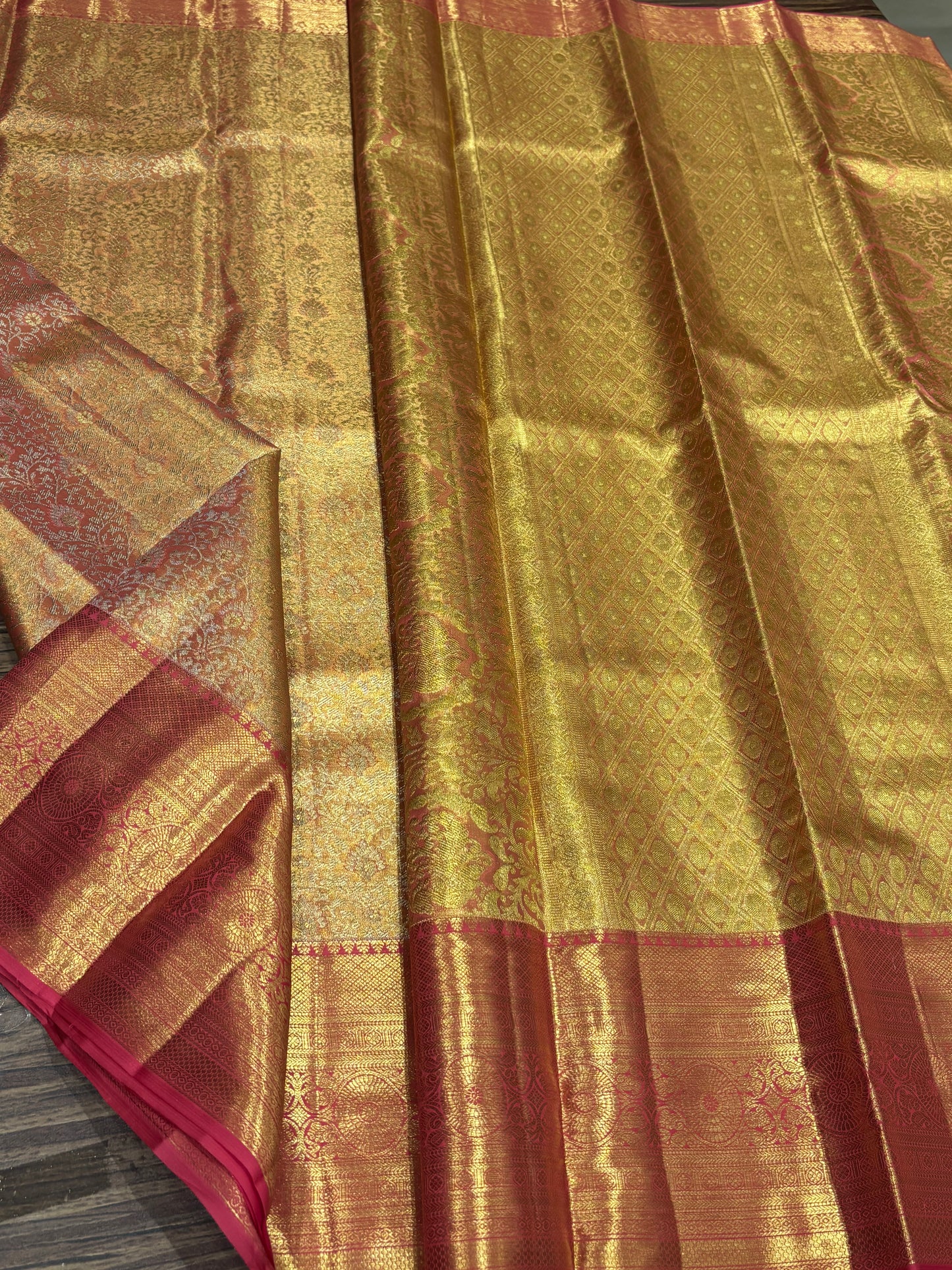 Pure kanchipuram Tissue