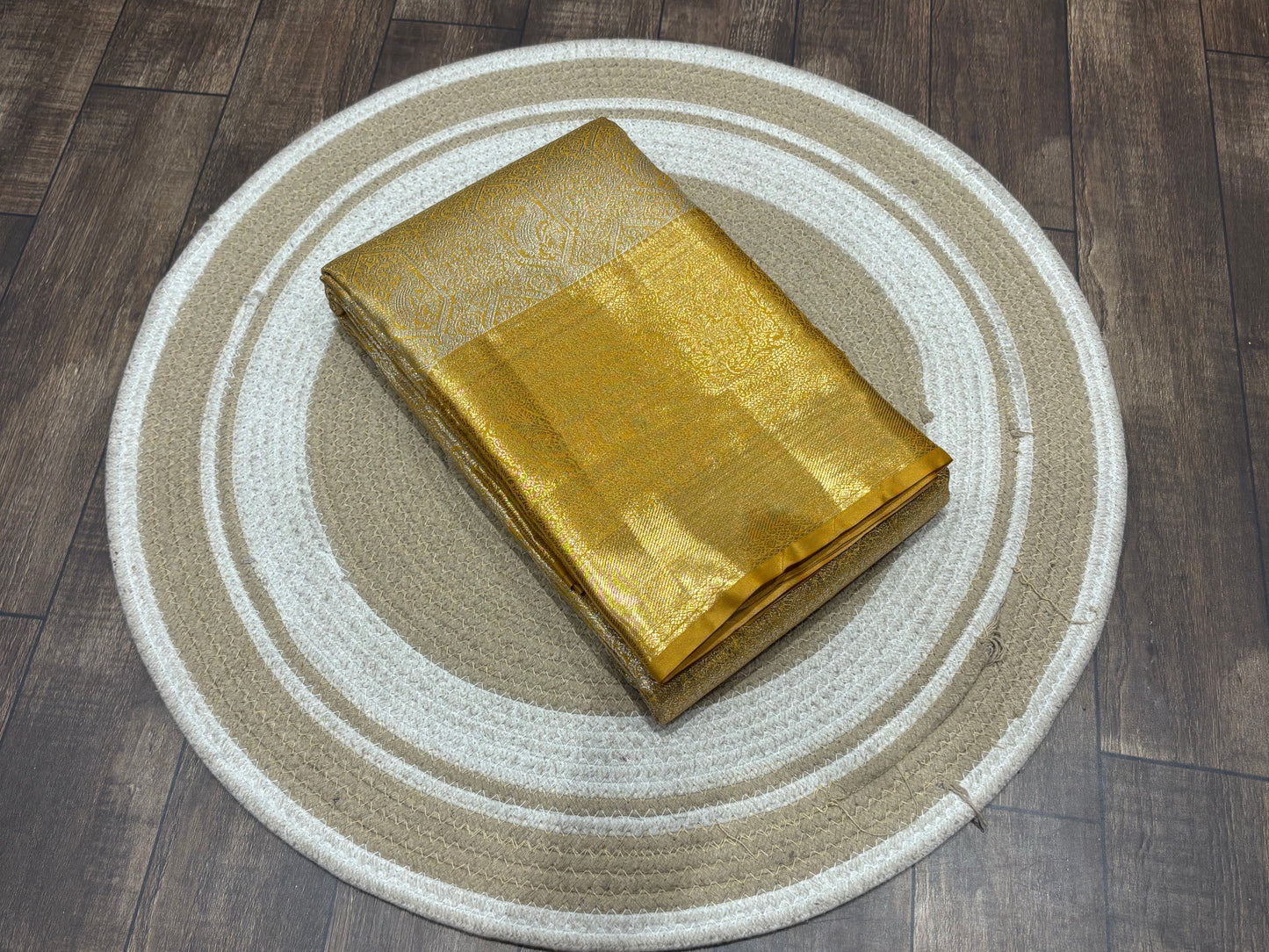 Semi Kanchipuram silk