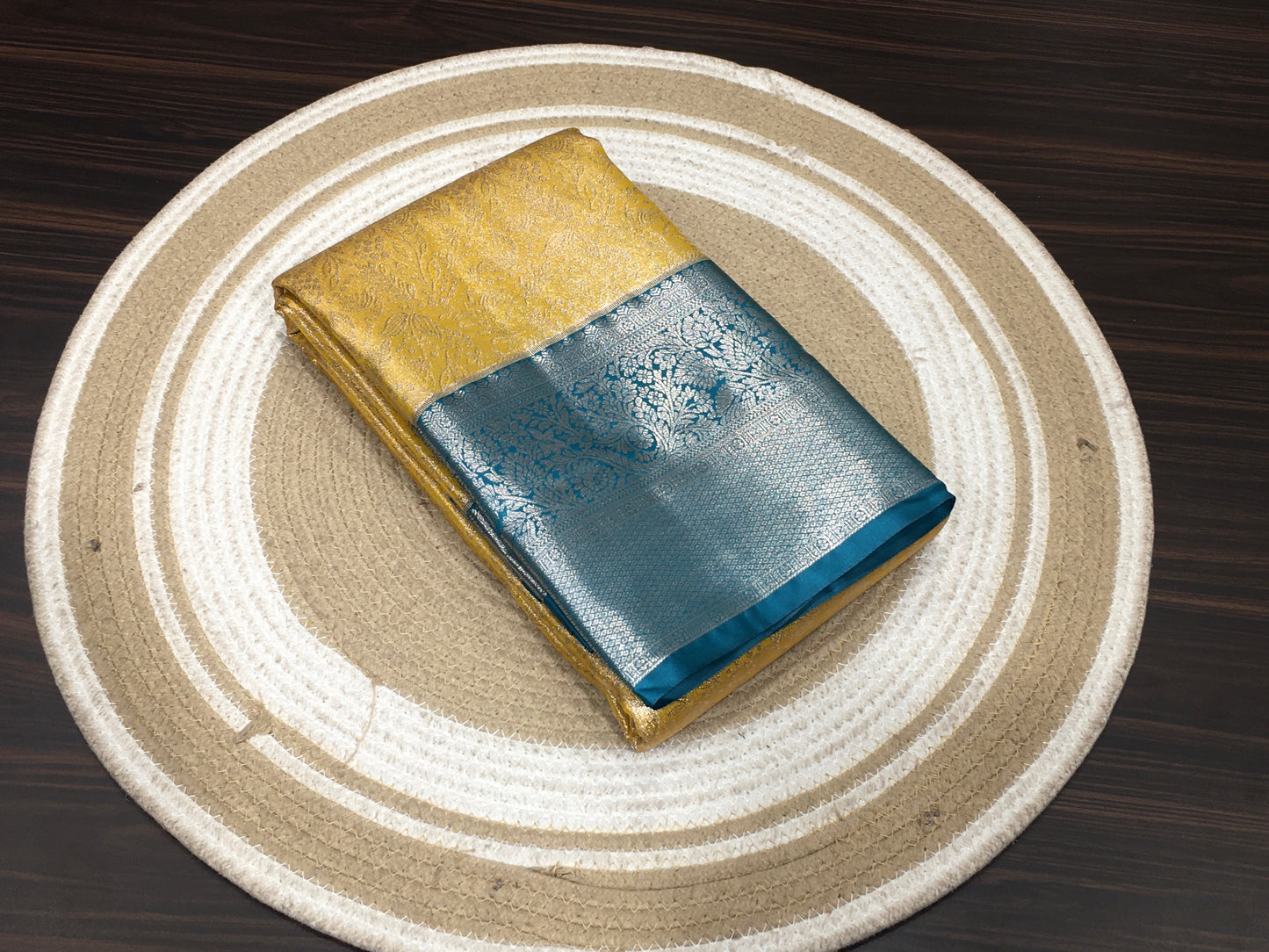 Semi Kanchipuram silk
