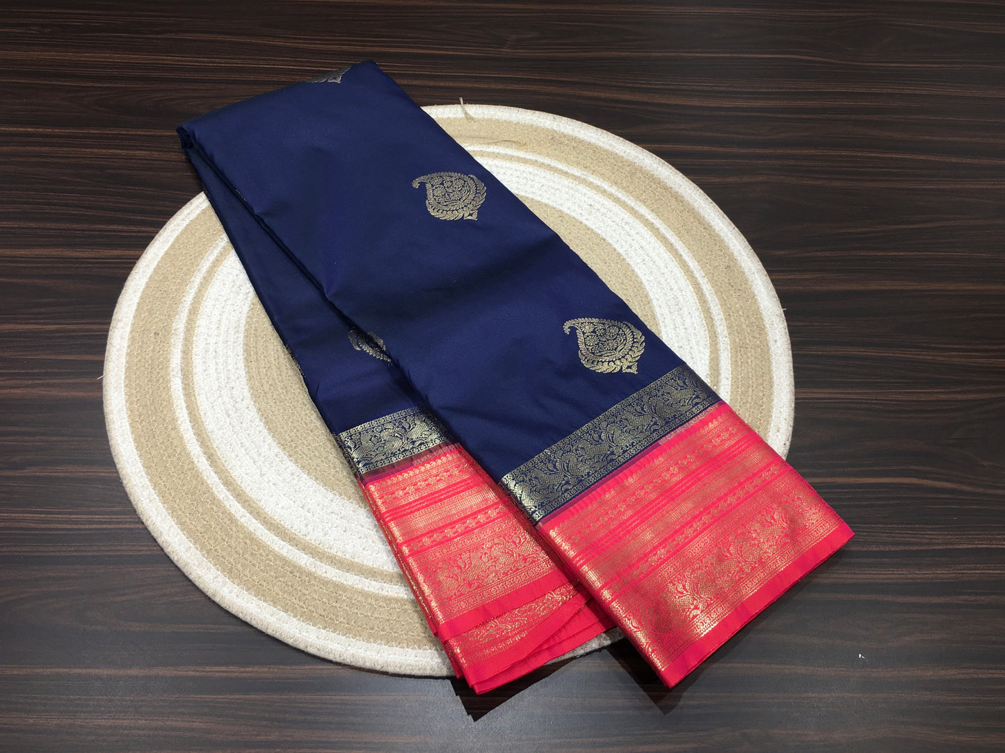Semi Kanchipuram silk