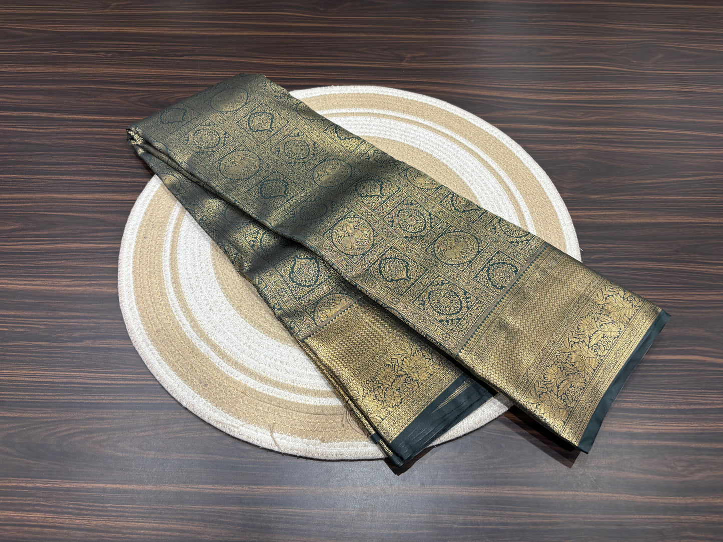 Semi Kanchipuram silk
