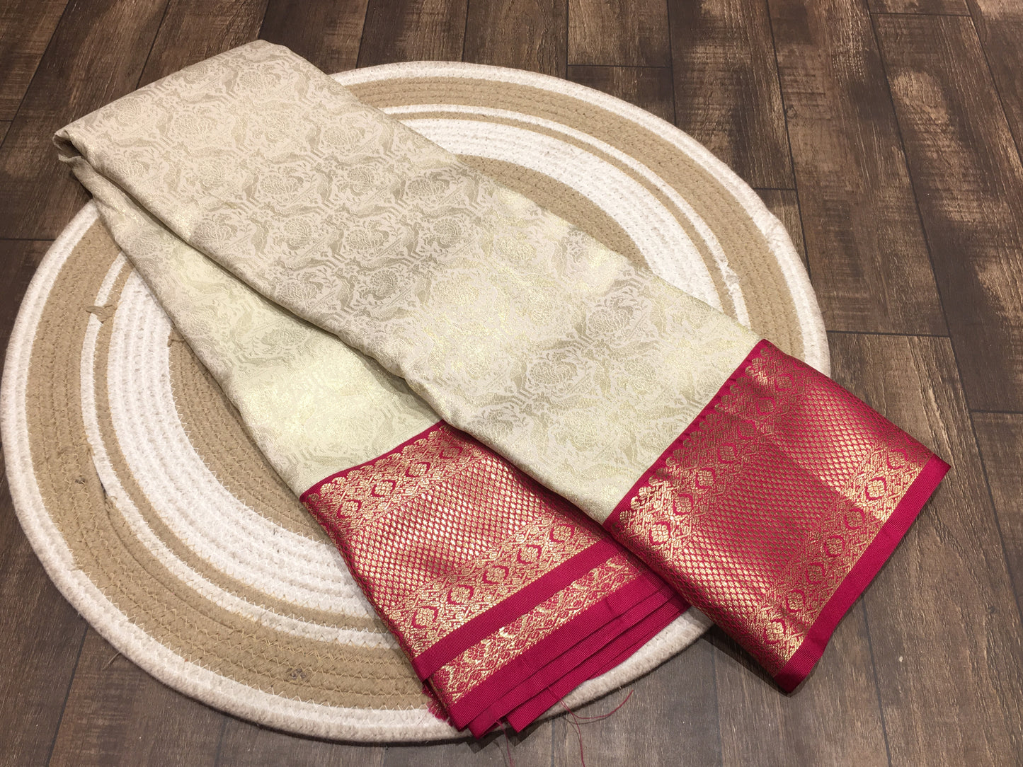Semi Kanchipuram silk
