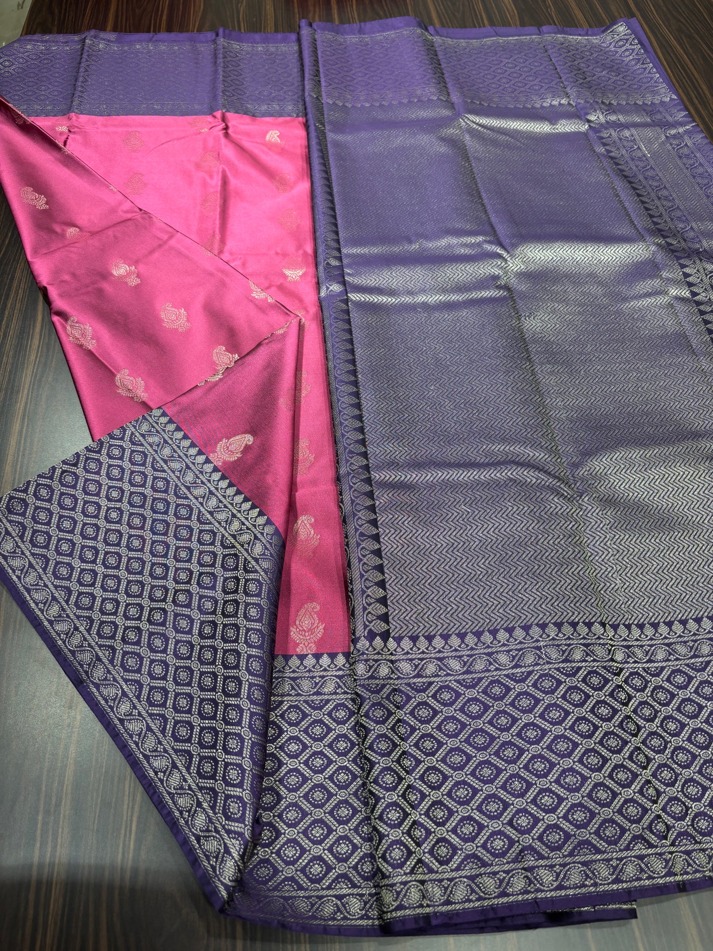 Semi Kanchipuram silk