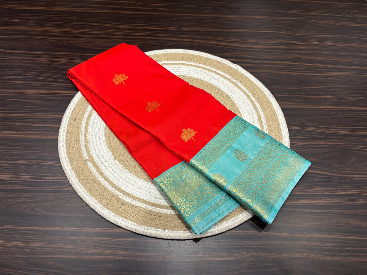 Semi Kanchipuram silk