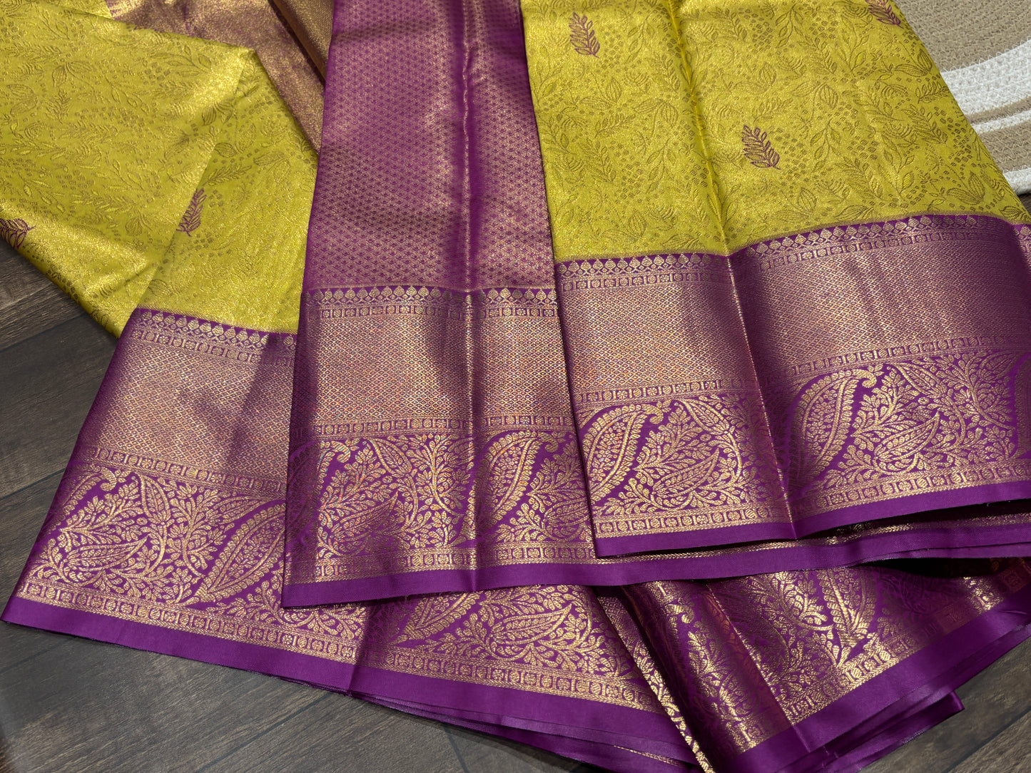 Semi Kanchipuram tissue