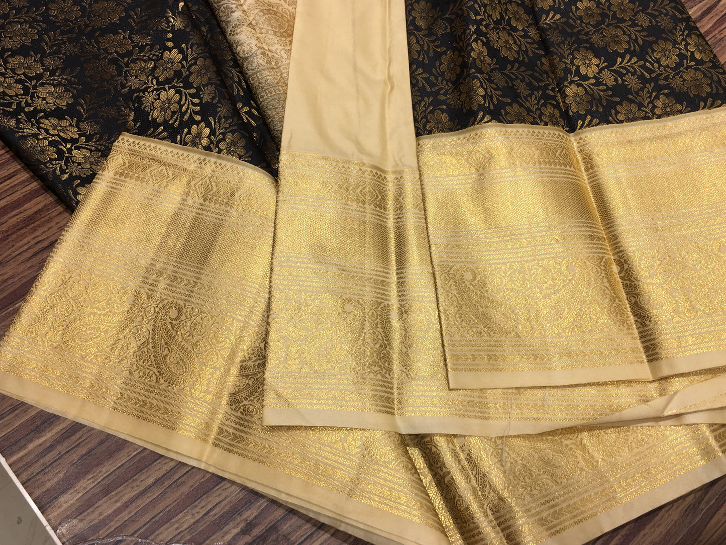 Semi Kanchipuram Silk
