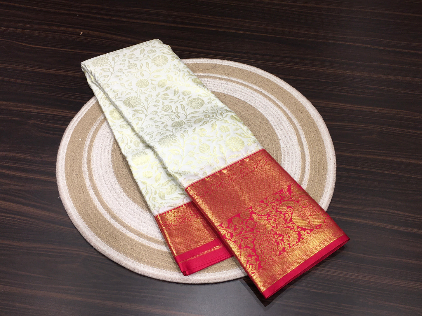 Semi Kanchipuram tissue