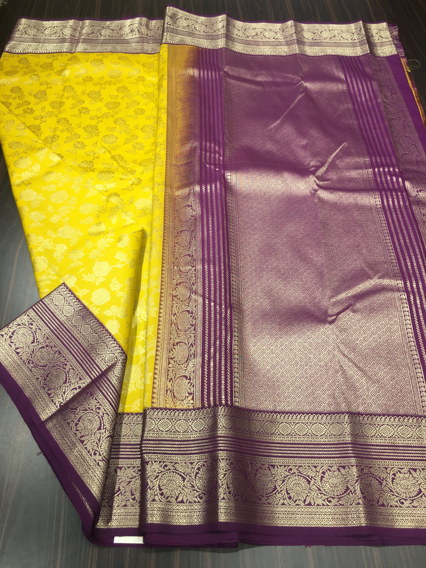 Semi Kanchipuram silk
