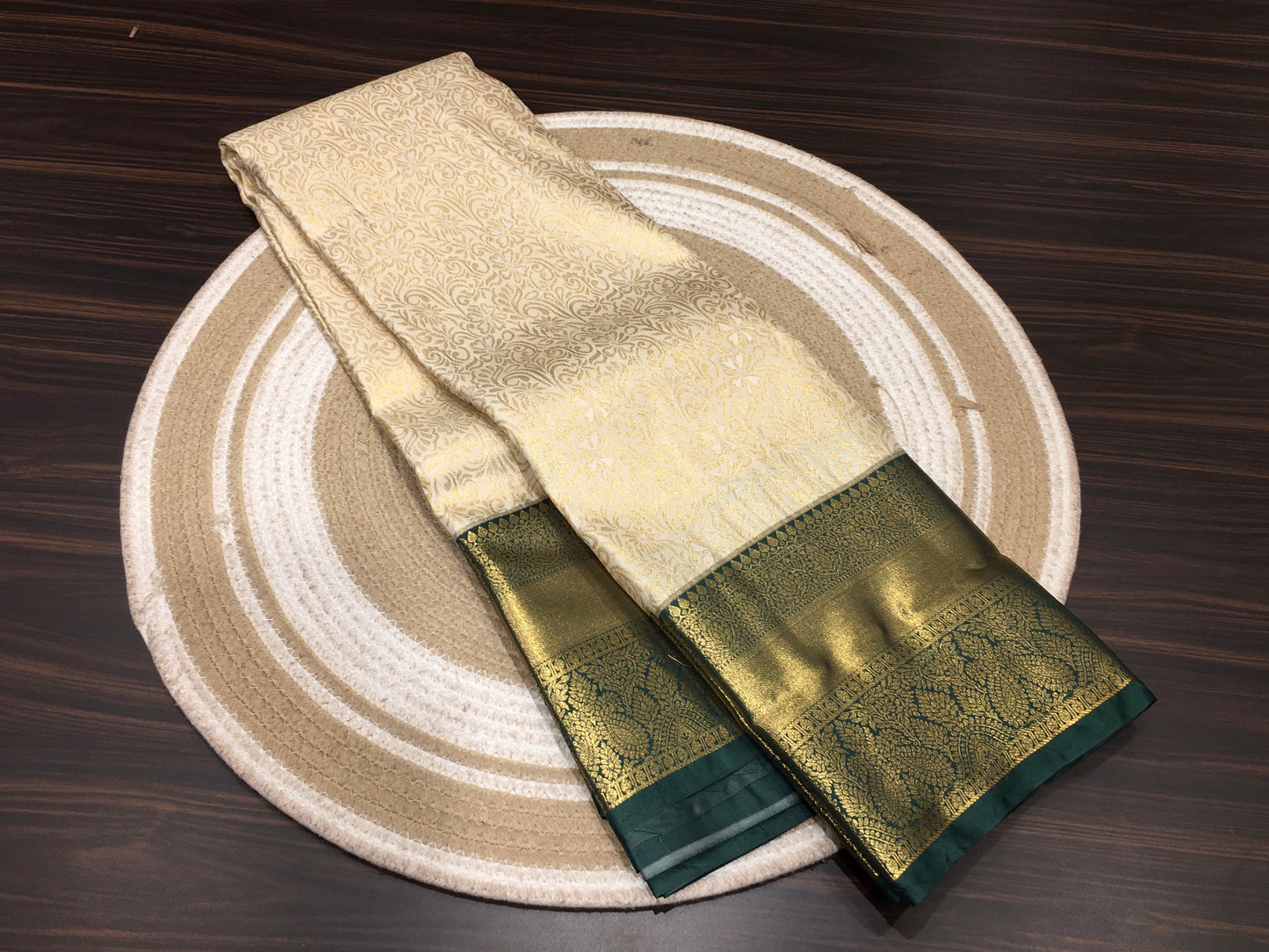 Semi Kanchipuram silk