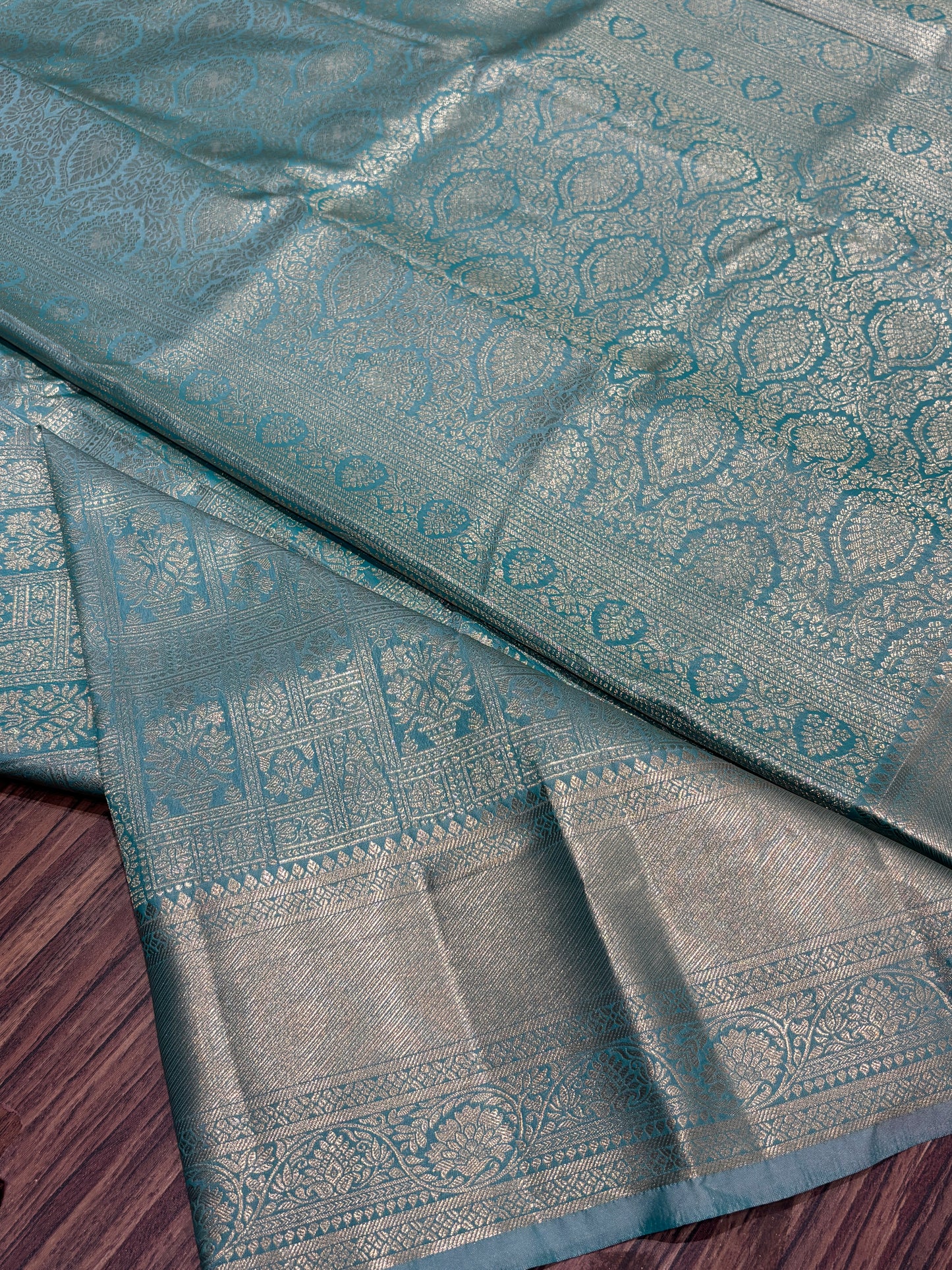 Semi Kanchipuram silk