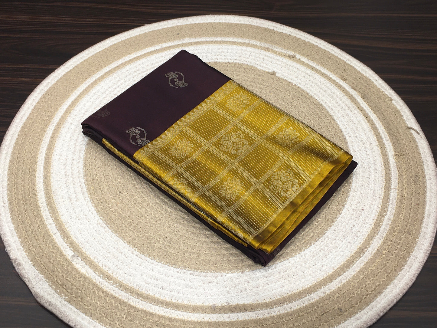Semi Kanchipuram silk