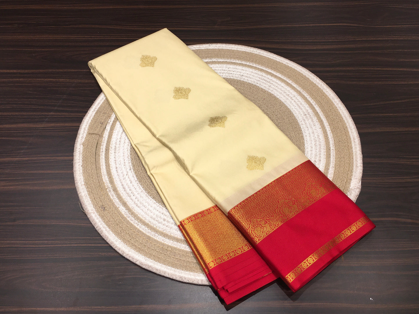 Semi Kanchipuram silk