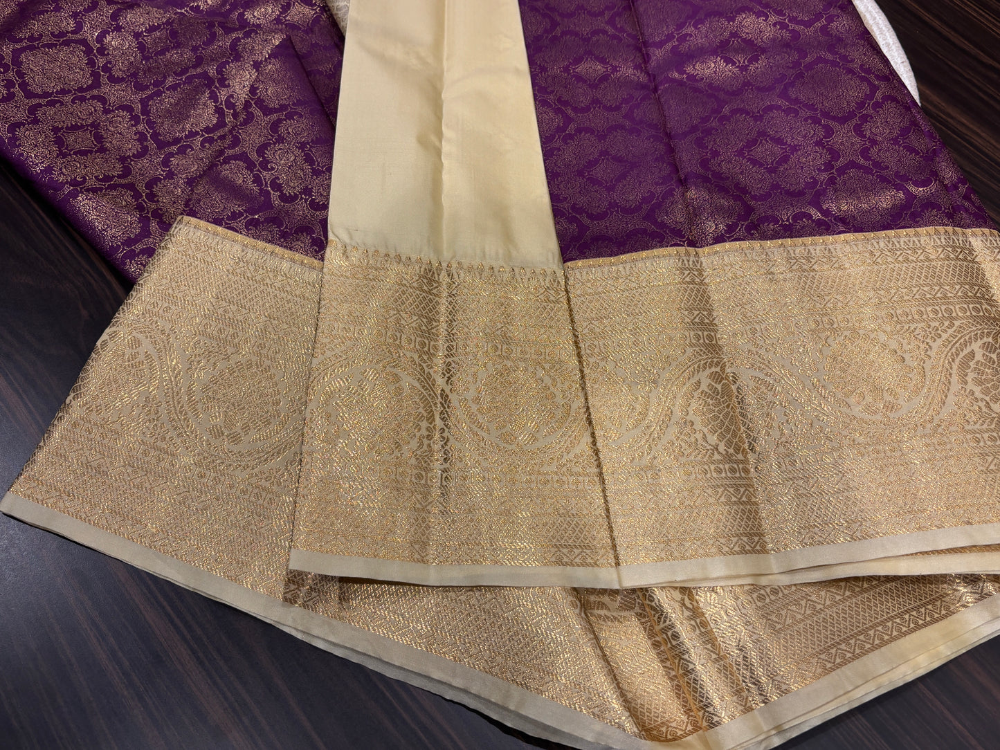 Semi Kanchipuram silk