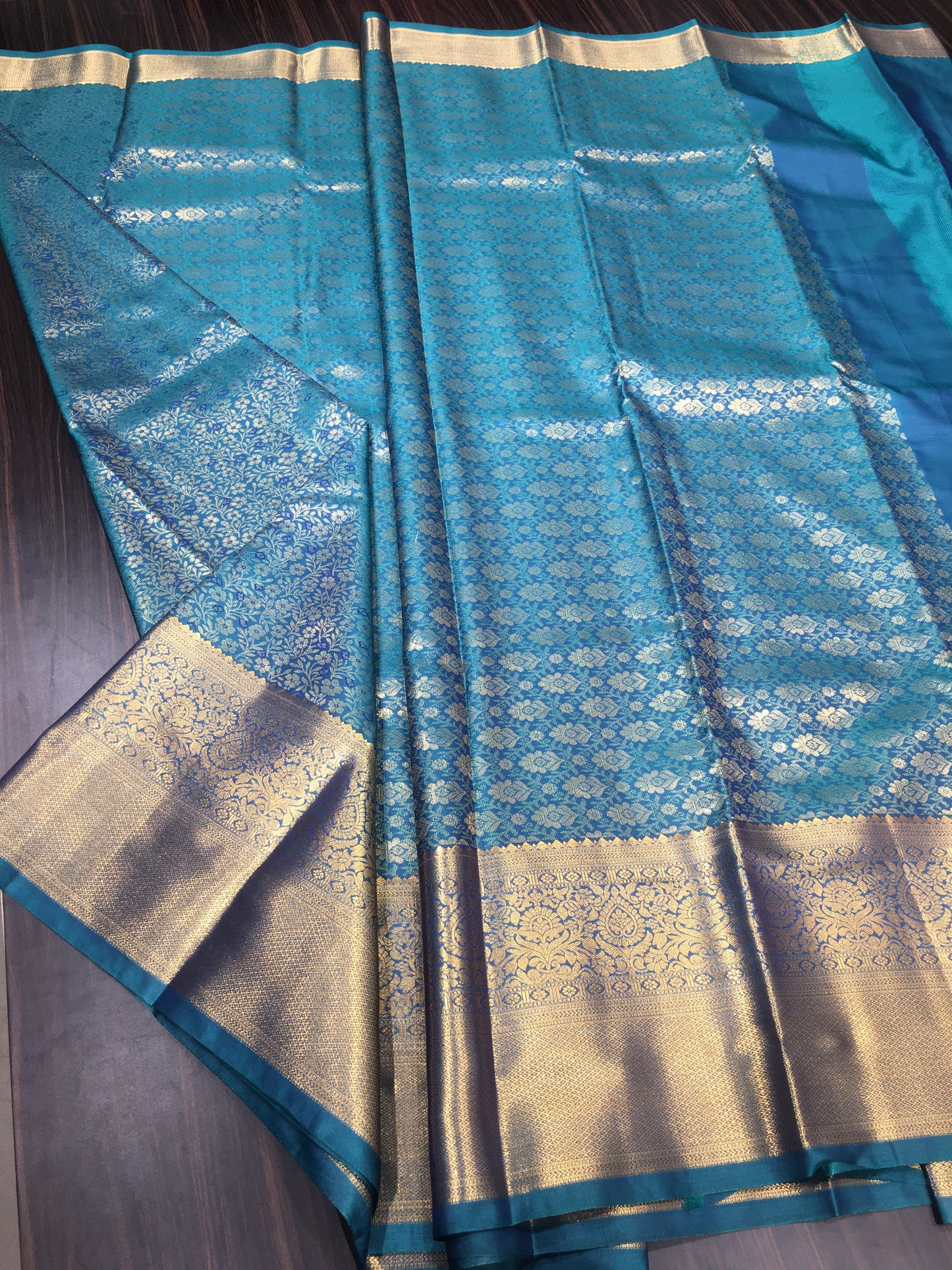 Semi Kanchipuram silk