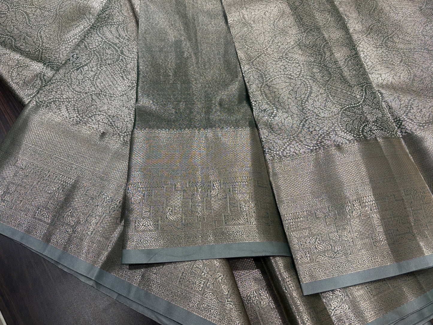 Semi Kanchipuram Tissue