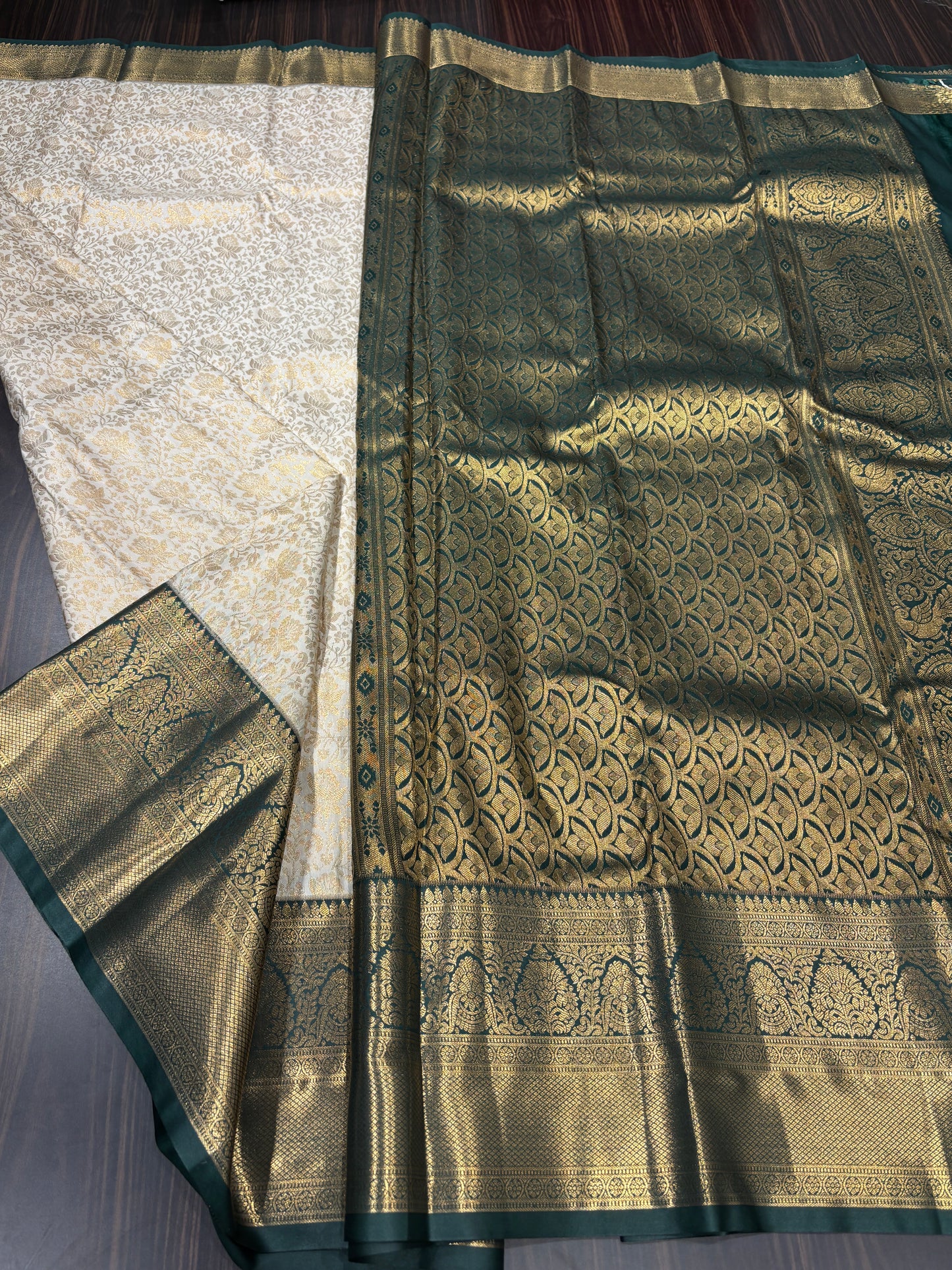 Semi Kanchipuram silk