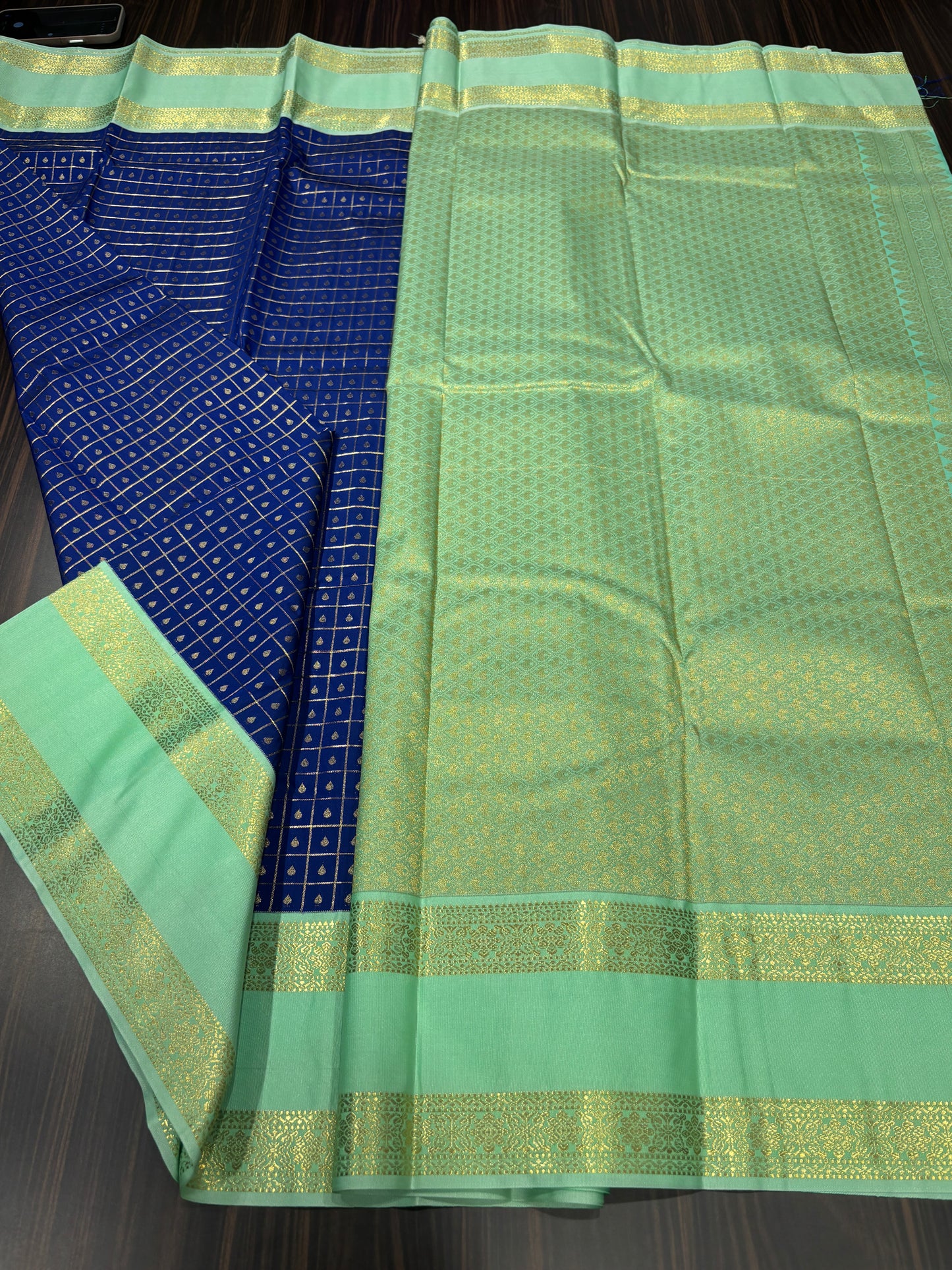 Semi Kanchipuram silk