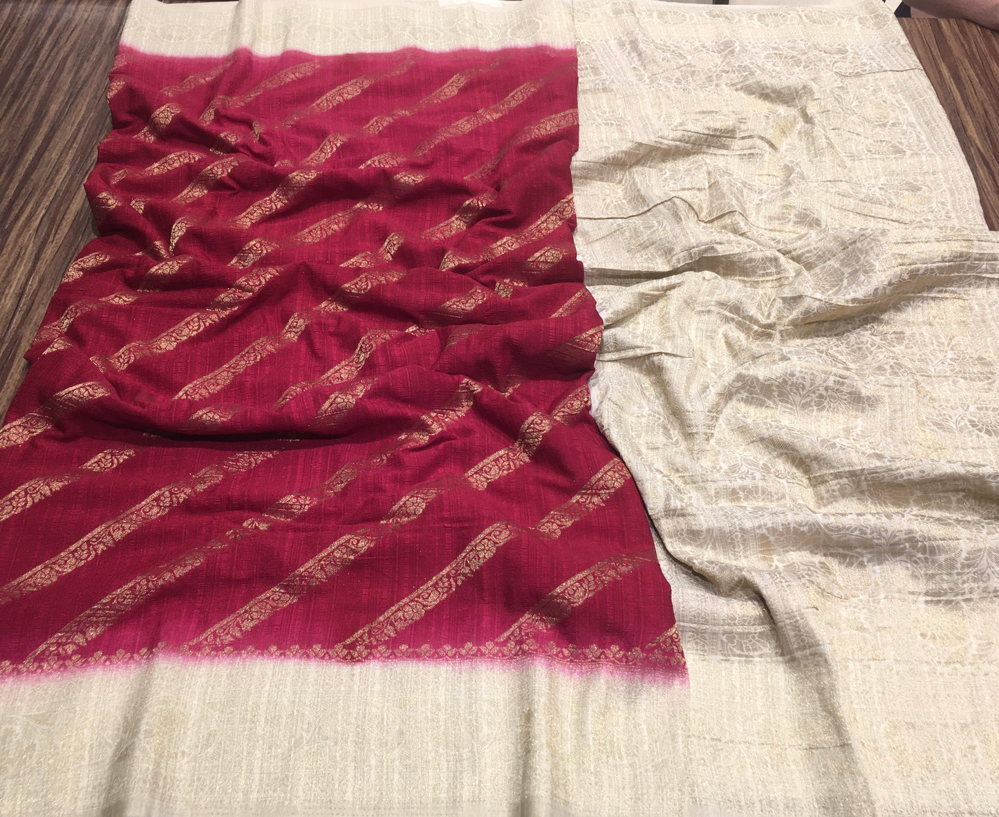Wrinkle chiffon saree