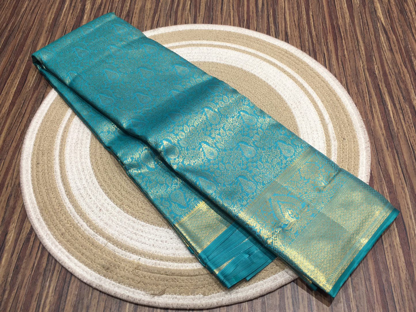 Semi Kanchipuram silk