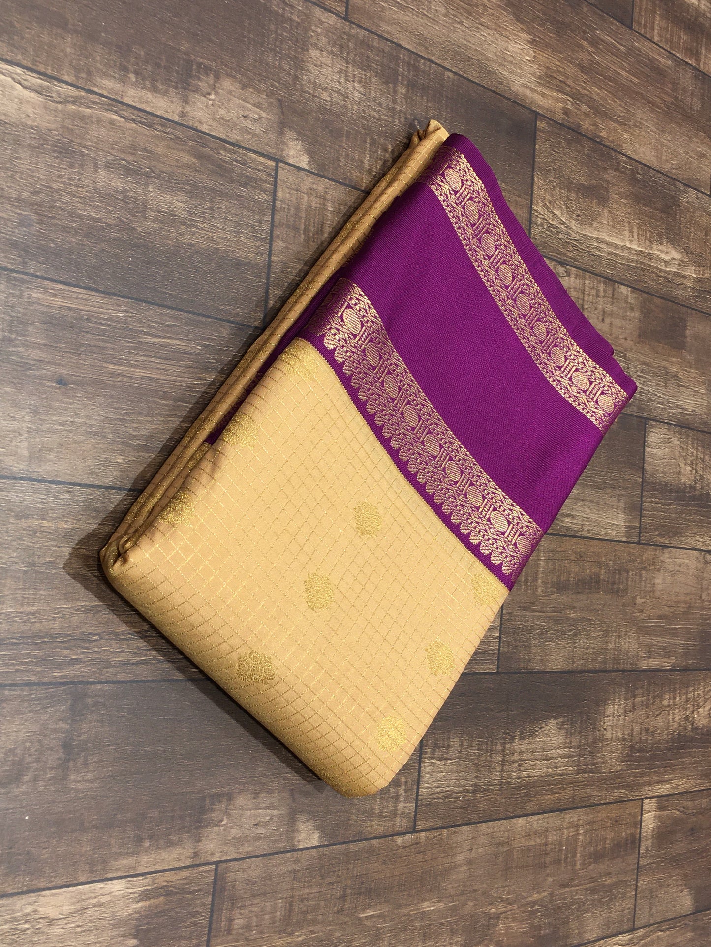 Semi Kanchipuram silk