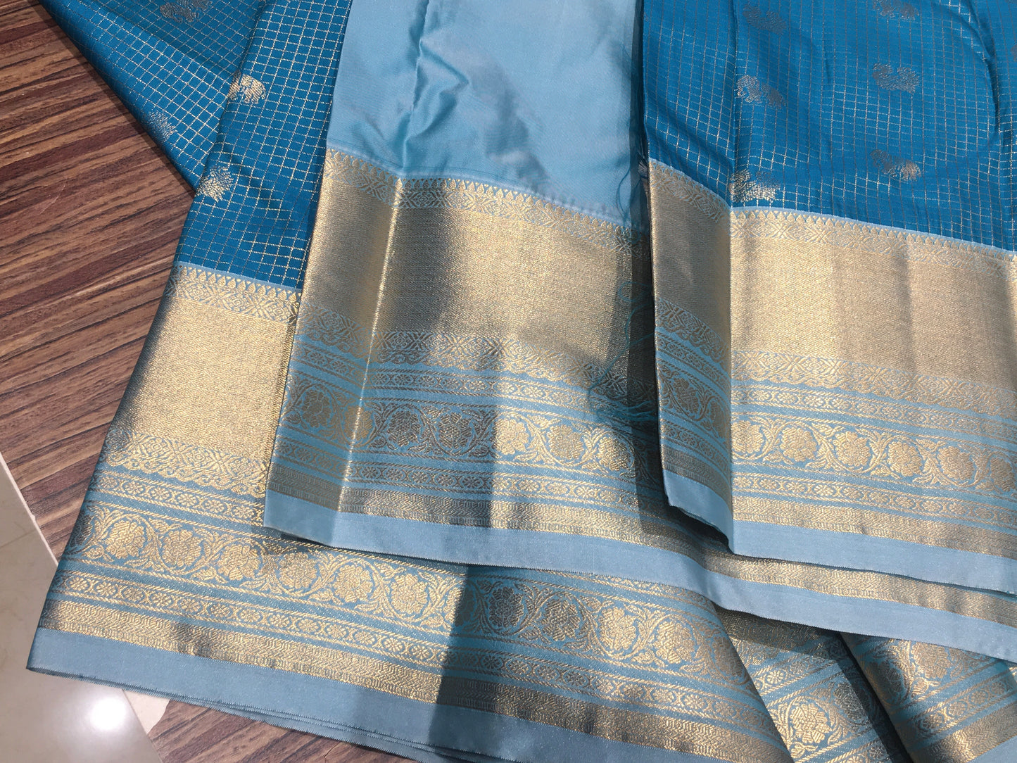 Semi Kanchipuram silk