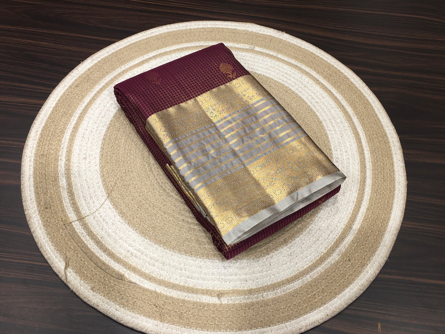 Semi Kanchipuram silk