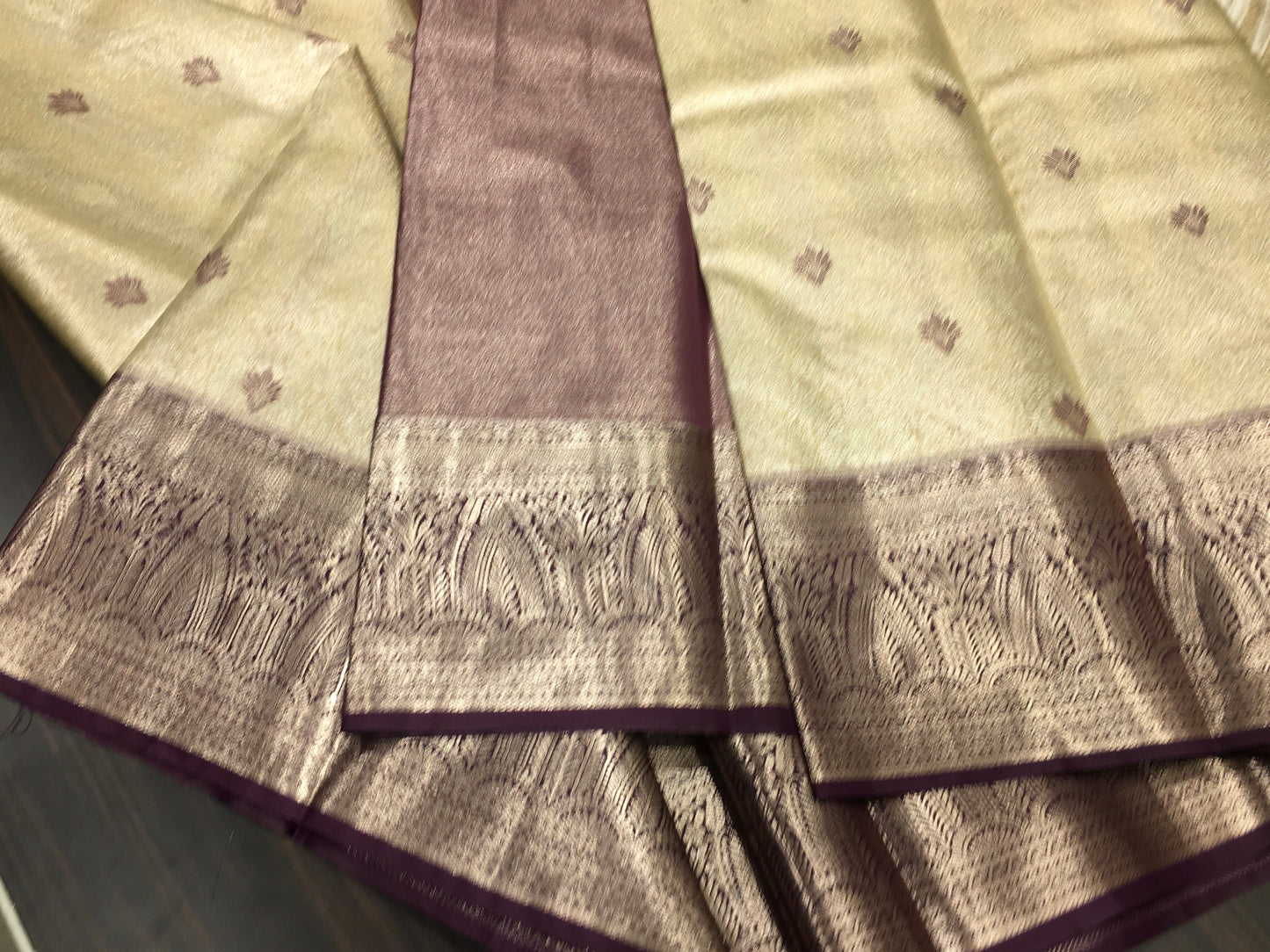 Semi Kanchipuram Tissue
