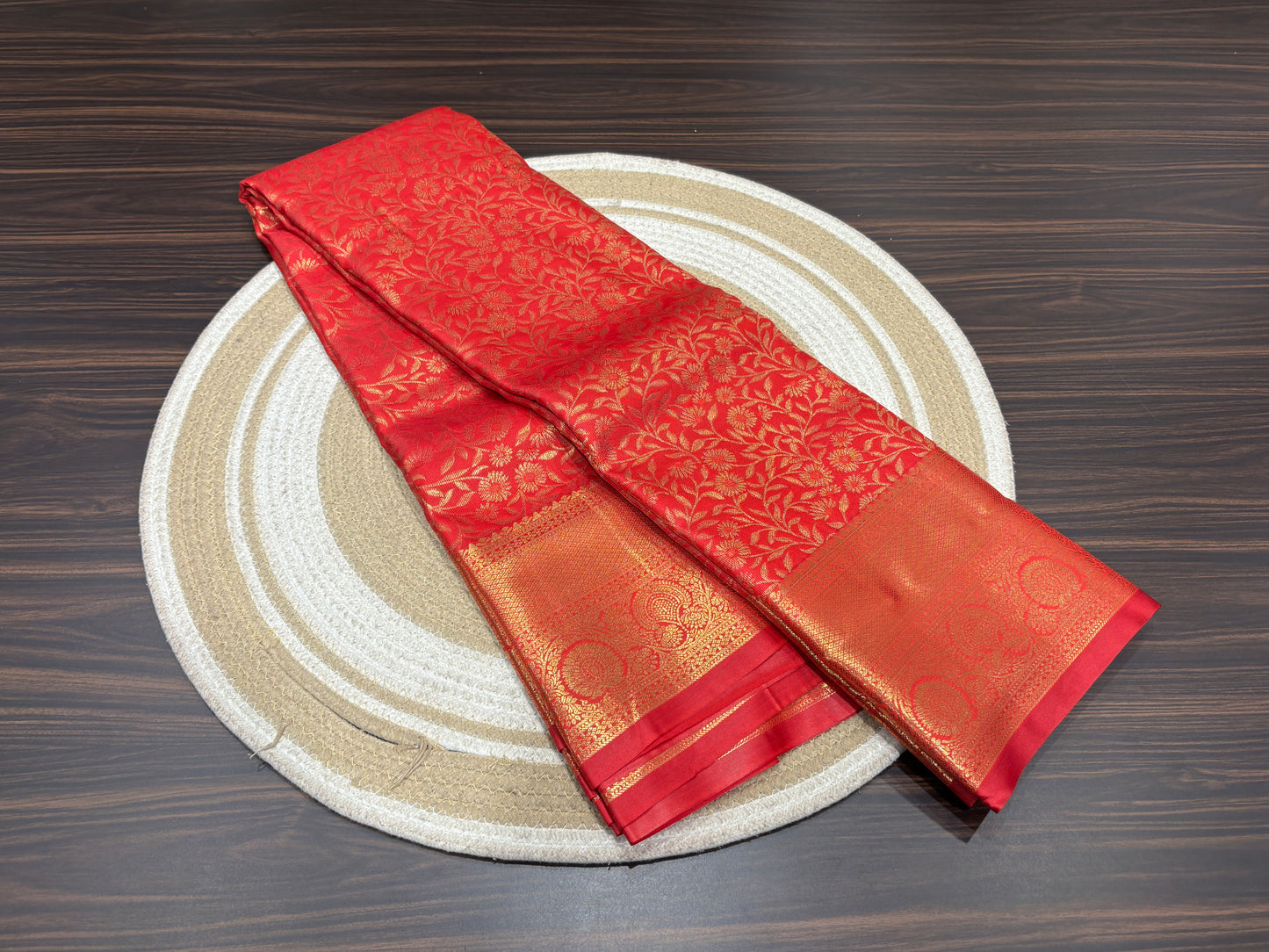 Semi Kanchipuram silk