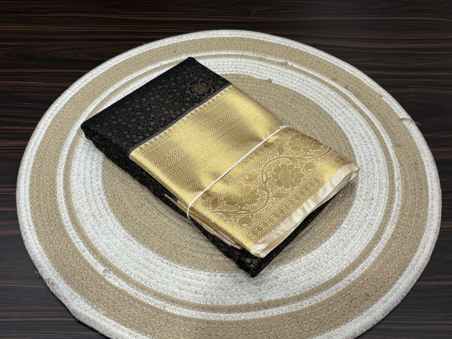 Semi Kanchipuram silk