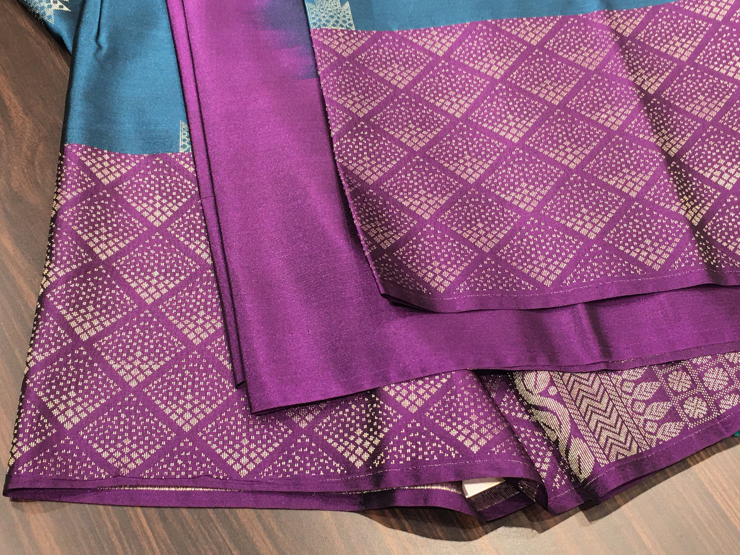 Semi Kanchipuram silk