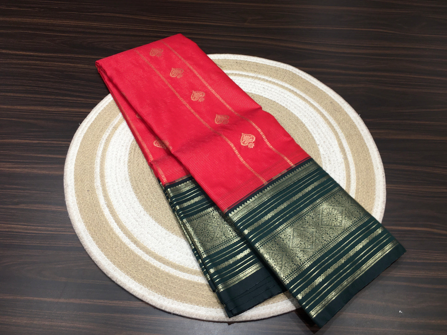 Semi Kanchipuram silk