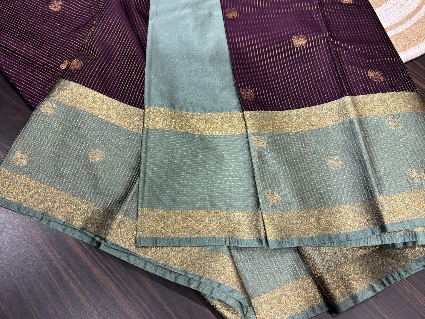 Semi Kanchipuram silk