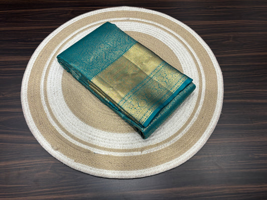 Semi Kanchipuram silk
