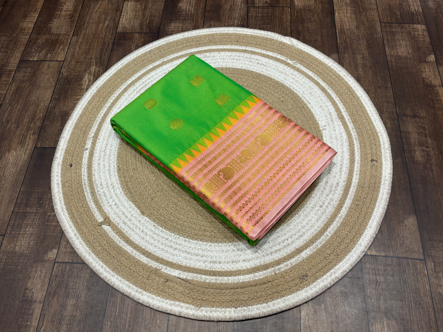 Semi Kanchipuram silk