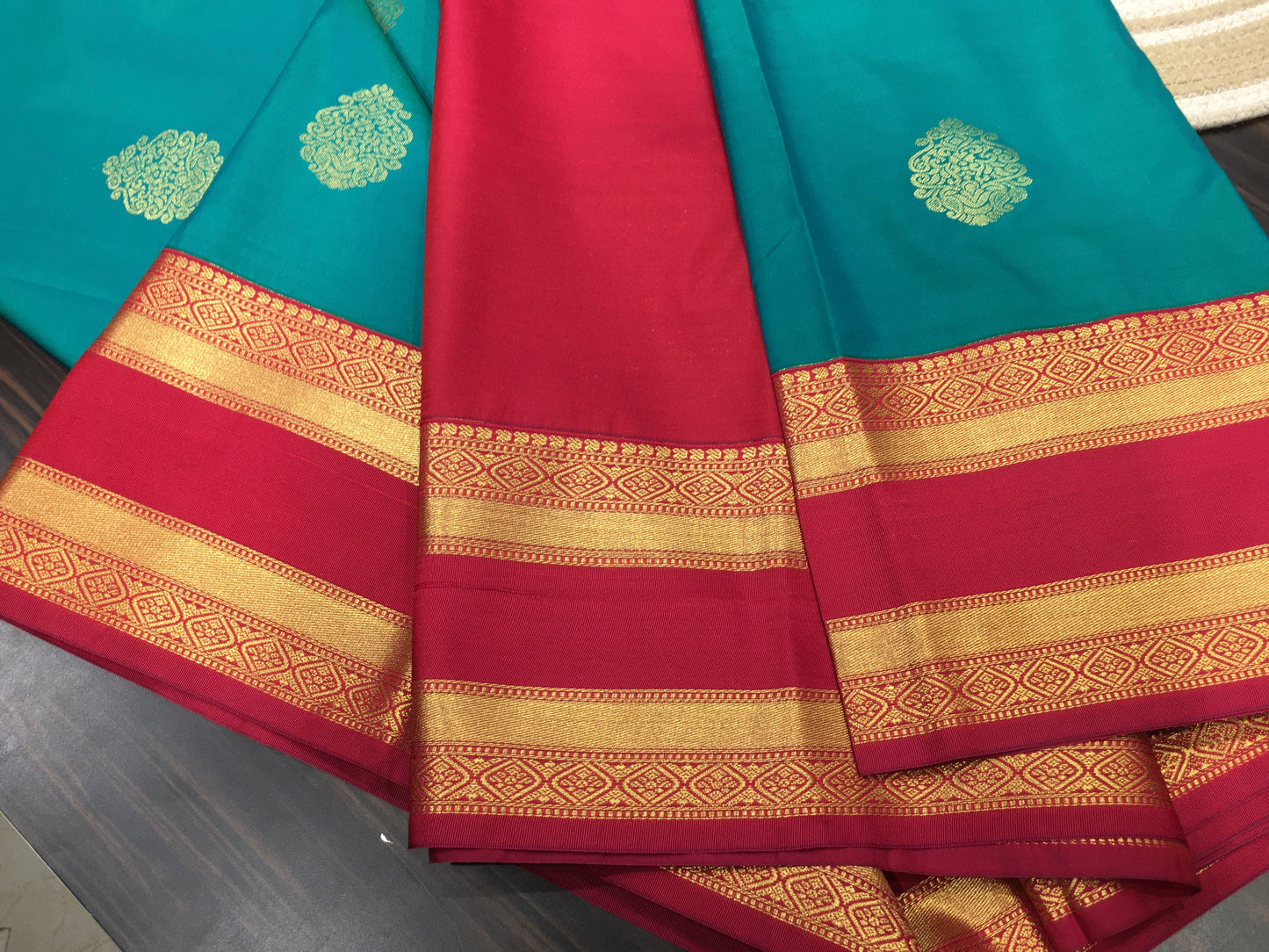 Semi Kanchipuram silk