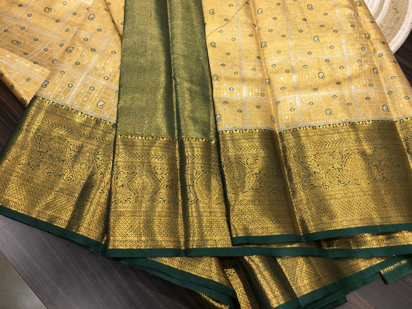 Semi Kanchipuram Tissue
