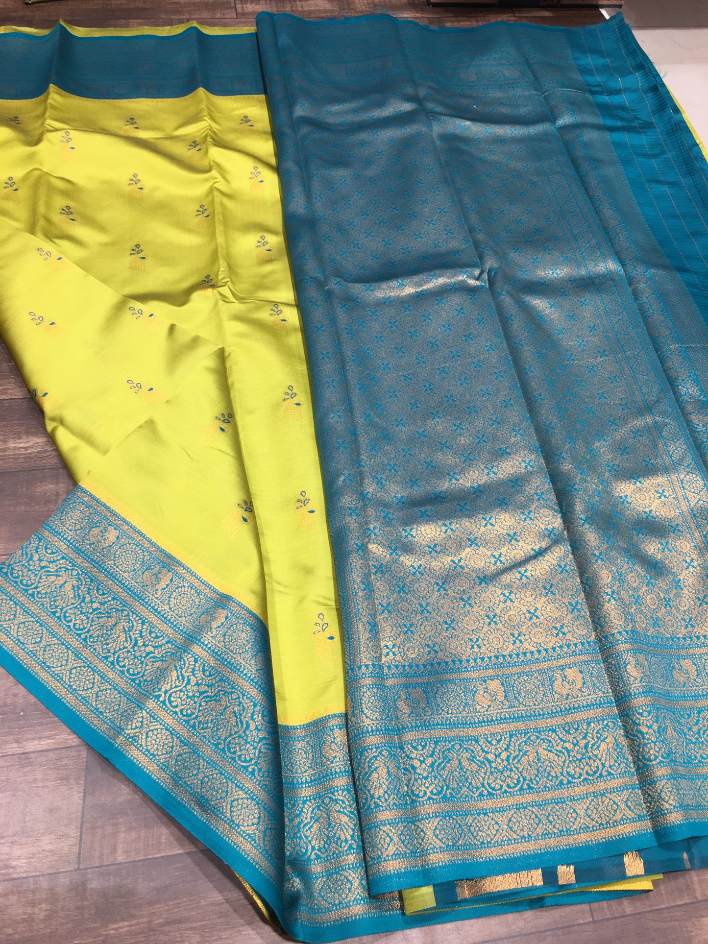 VALKALAM Saree