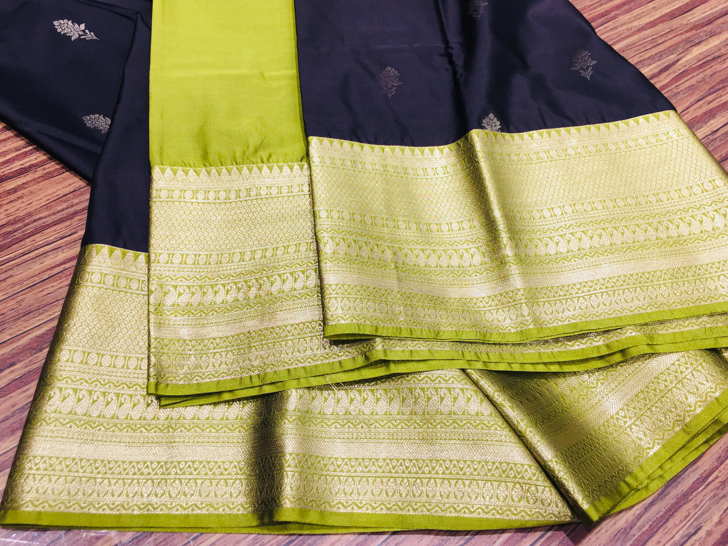 Semi Kanchipuram silk
