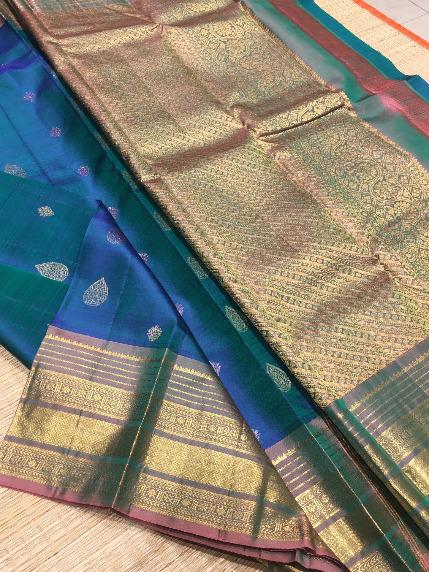 pure Kanchipuram silk