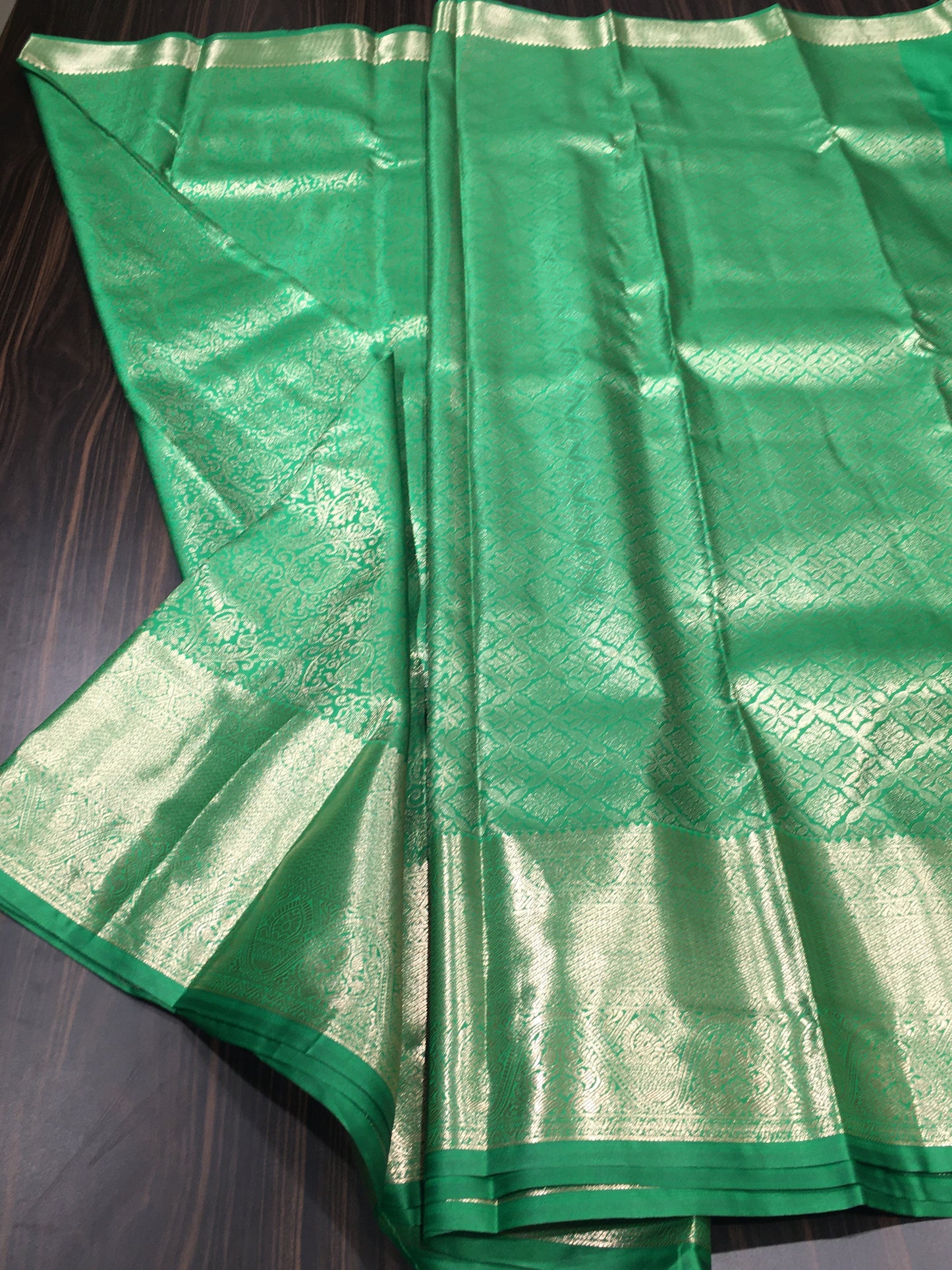 Semi Kanchipuram silk