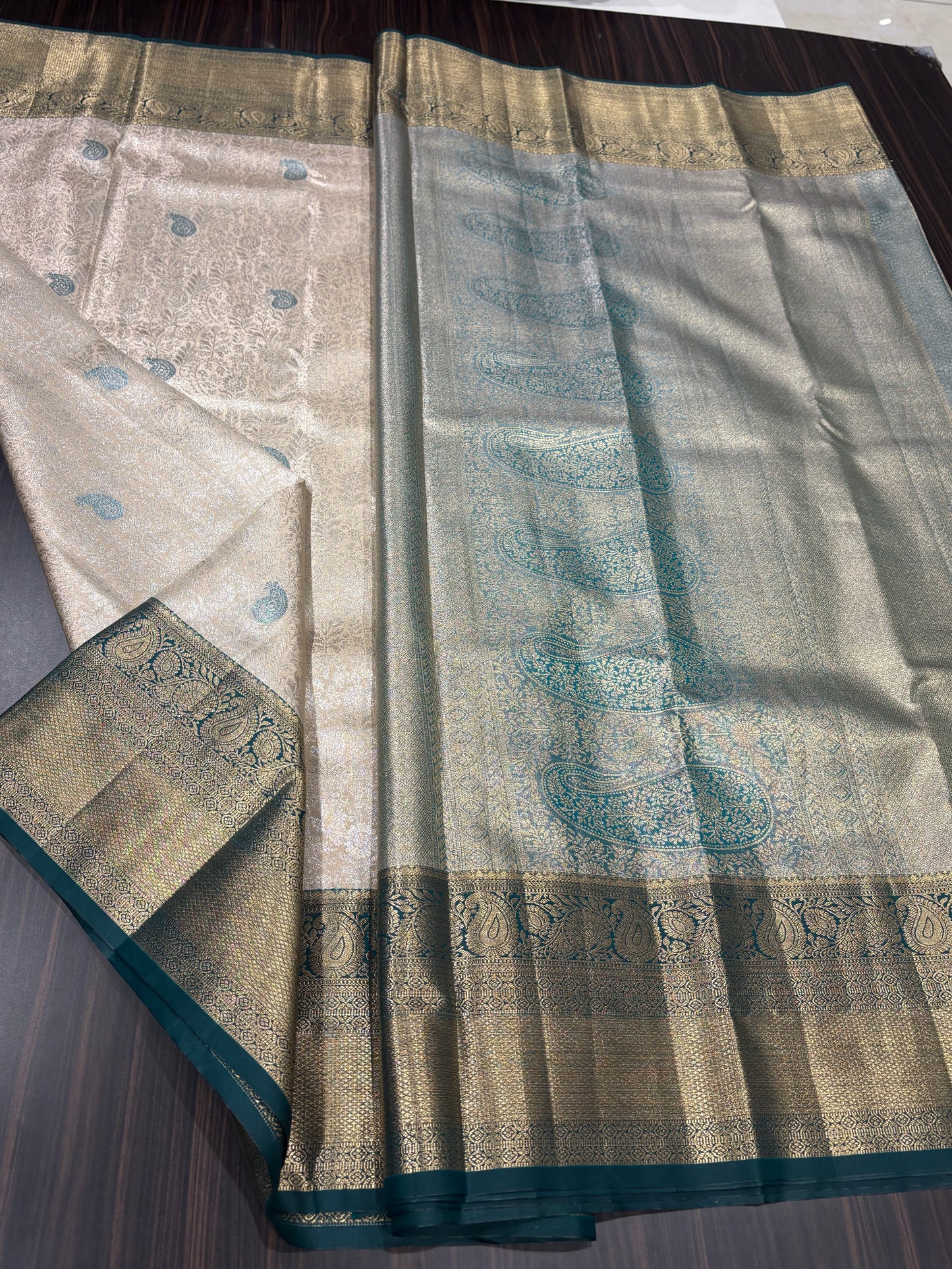 Semi Kanchipuram Tissue