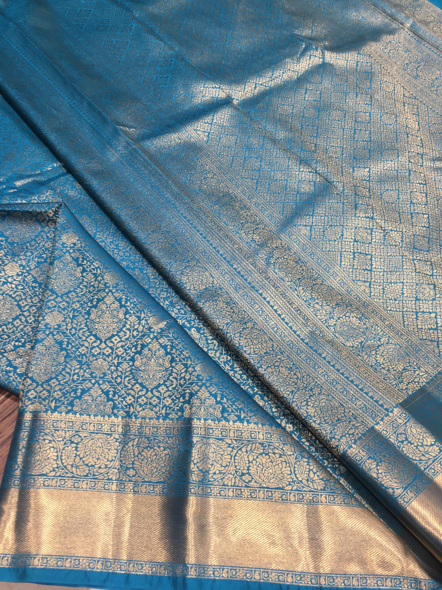 Semi Kanchipuram silk