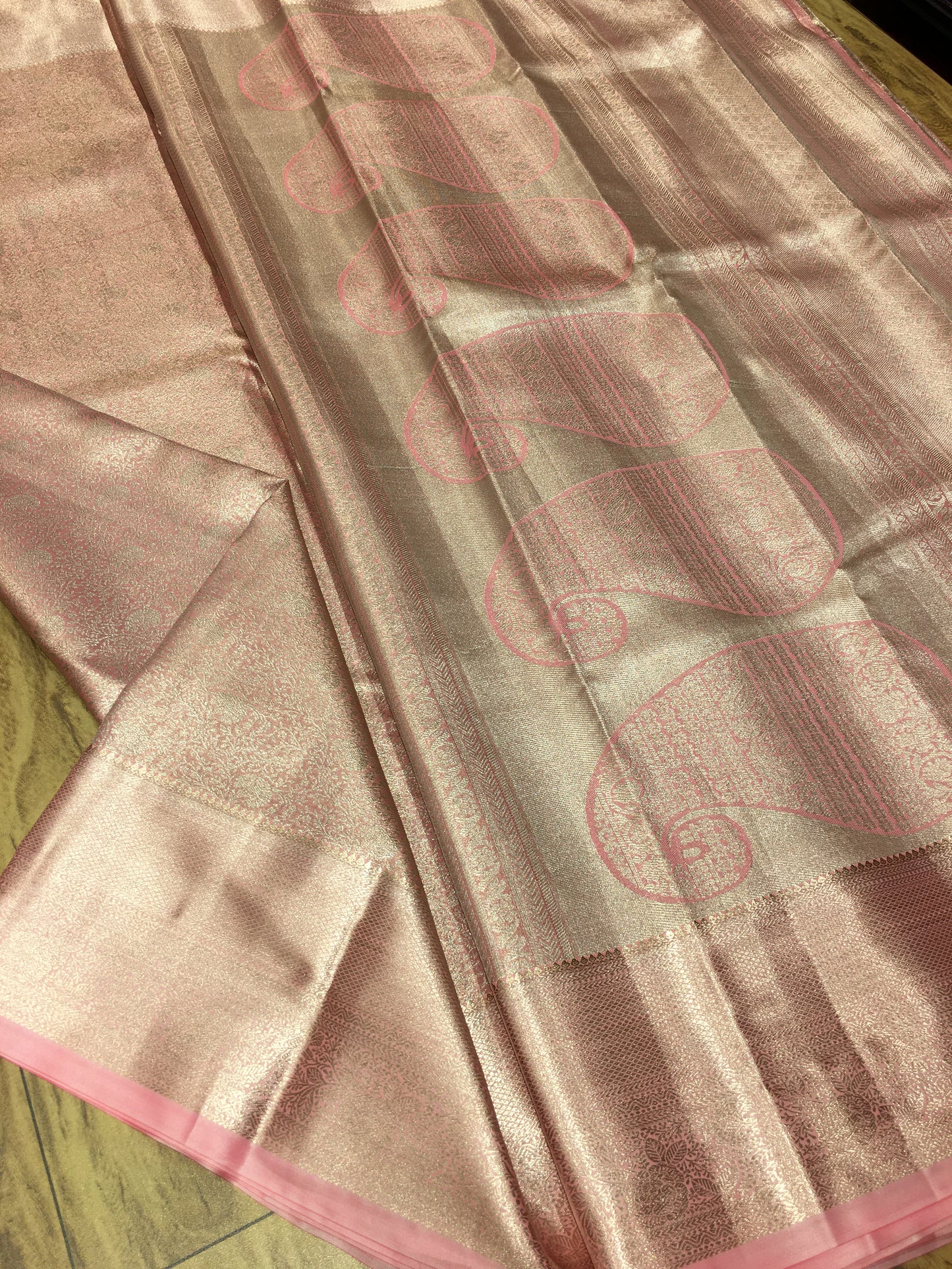 Semi Kanchipuram tissue