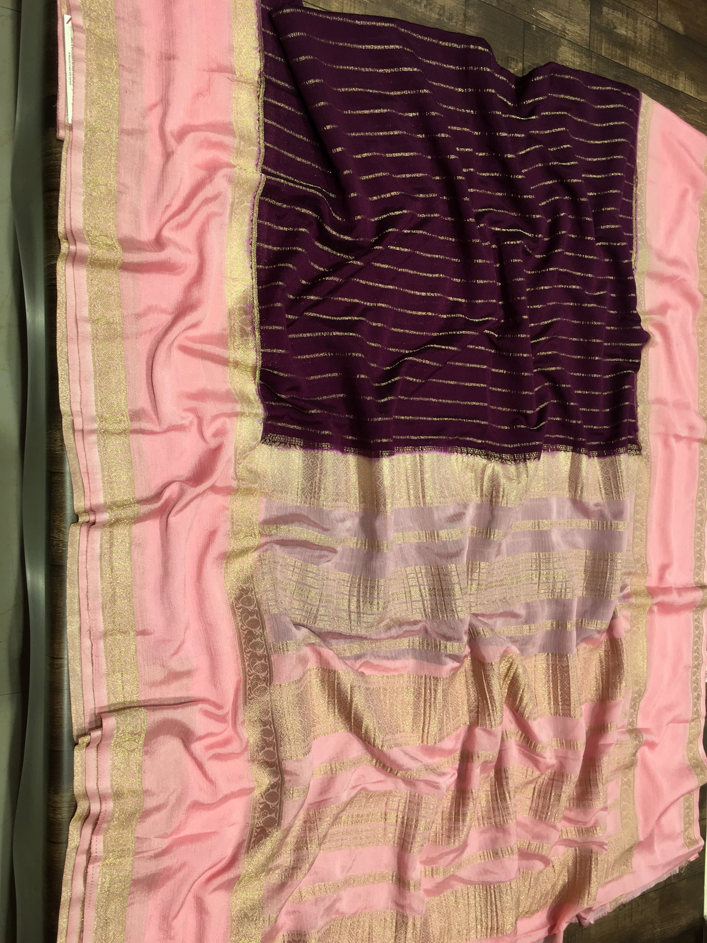 Wrinkle chiffon saree